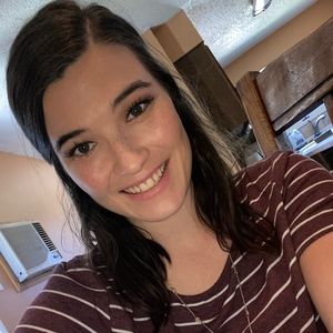 Meet your Posher, Emilee